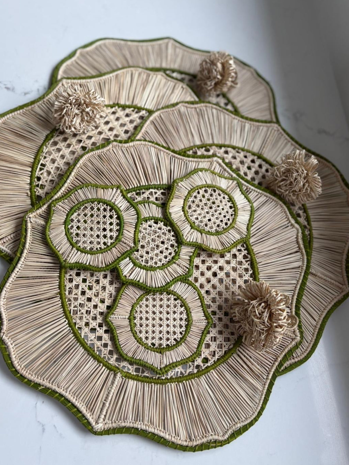 Cordillera Scalloped Placemat - Sets
