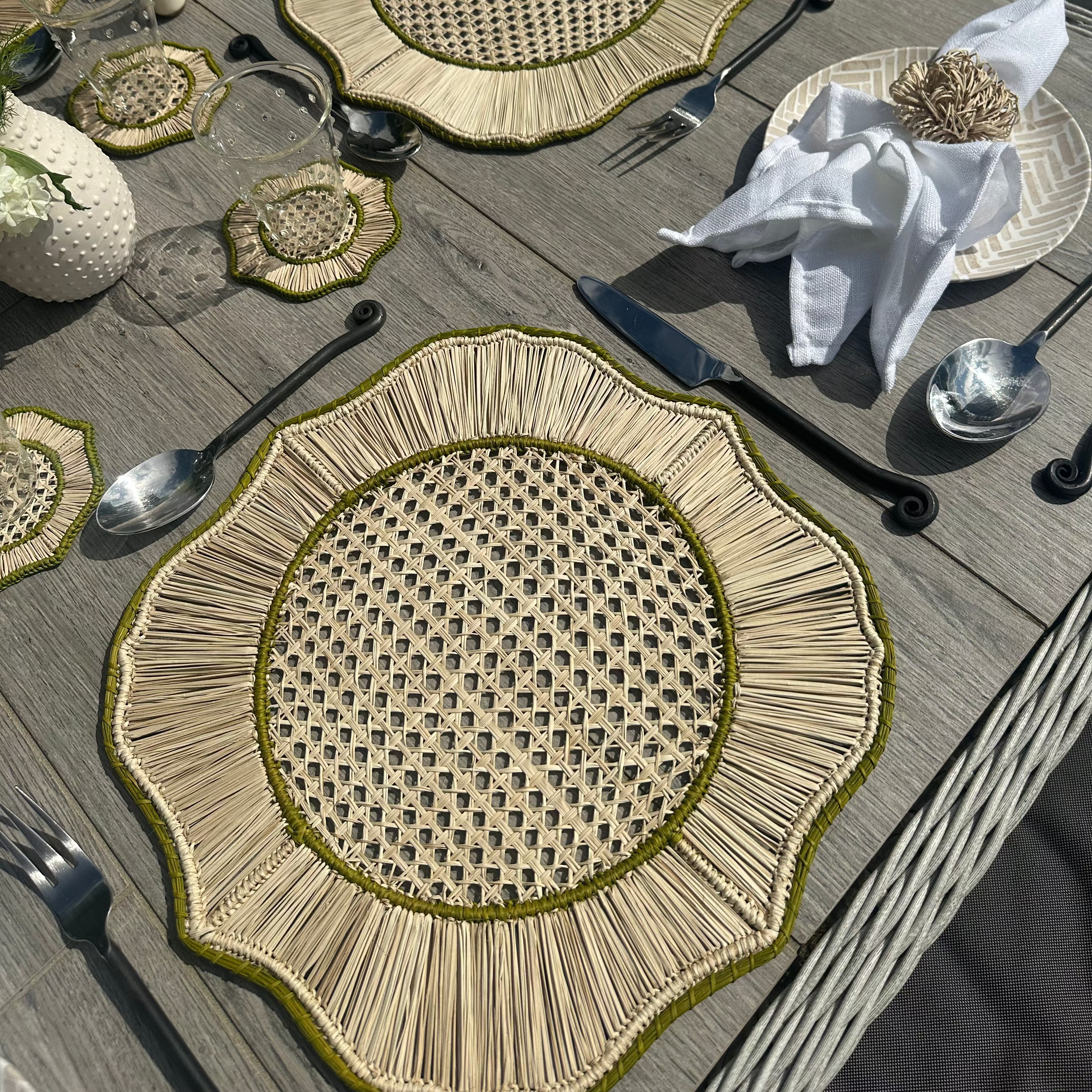 Cordillera Scalloped Placemat - Sets