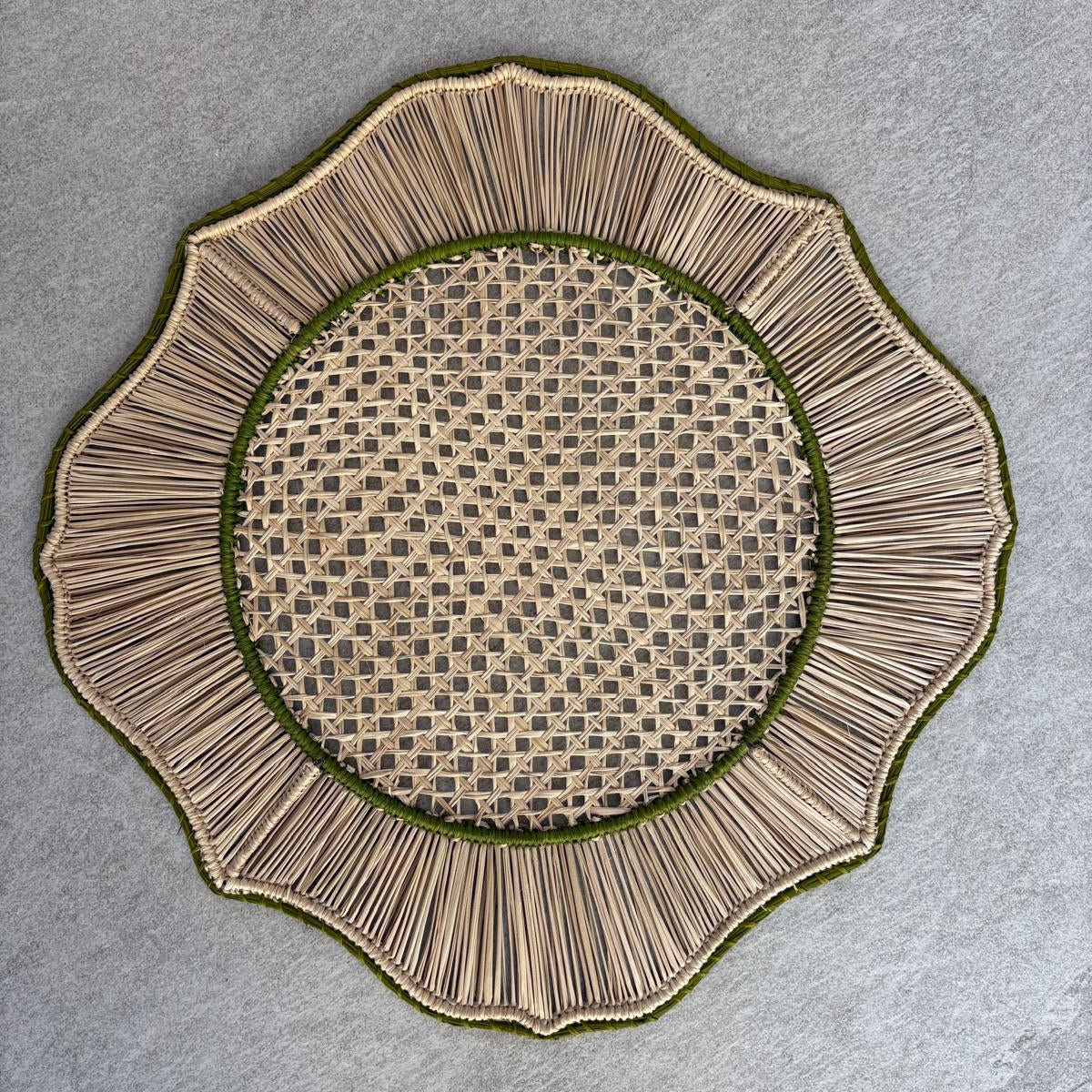 Cordillera Scalloped Placemat - Sets